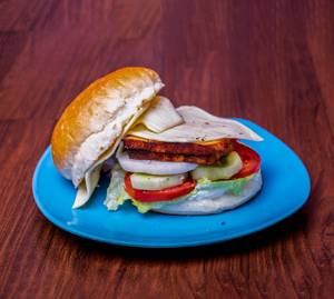 Paneer Cheese Burger