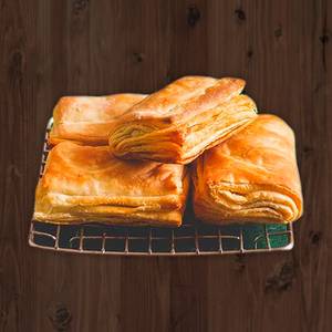 Veg Cheese Puff