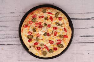 Deluxe Delight Pizza