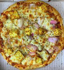 11" Paneer N Onion Pizza Medium