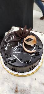 Eggless rich cream dark chocolate cake per pound