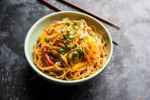 Veg Chow mein 