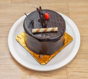 Dark White Chocolate Cake (500 Grams)