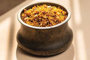 Kaju Dal Moth (100 Gms)