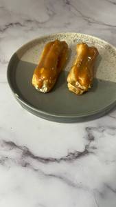 Coffee eclairs