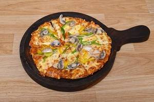 Corny Mushroom Pizza