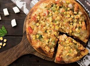 Paneer And Corn Pizza