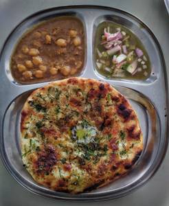 Amritsari Mixed Kulcha