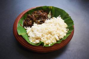 Neychor with Naadan Chicken Curry