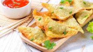 Vegetable Fried Wonton ( 8 Pcs )