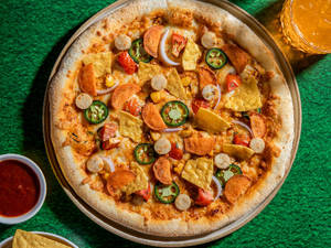 Nachos  Chicken Pizza(Premium Pizza)