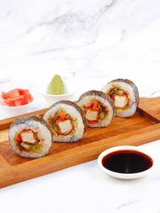 Crispy Gochujang Tofu Gimbap