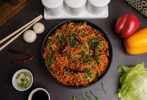 Veg Chilli Garlic Noodle