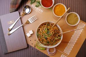 Veg Hakka Noodles