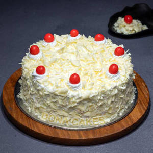 Eggless White Forest Cake (1 Pound)