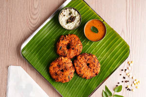 Chettinad Special Vada (3 Pcs)