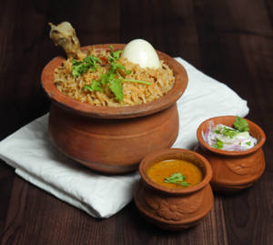 Chicken Dum Biryani Full