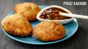 Pyaaz Kachori (2 Pcs)
