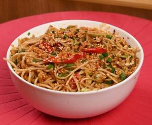 Veg Chilli Burnt Garlic Noodles