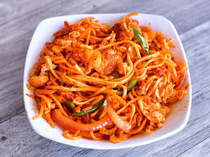 Schezwan Chicken Noodles