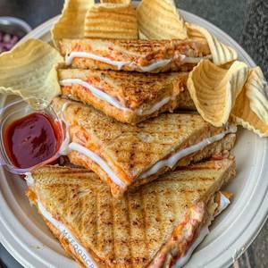 Veg Mayo Cold Sandwich