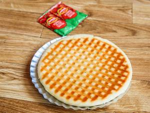Paneer Delight Sandwich Pizza