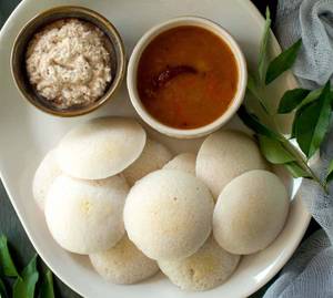 Idli/Samber/Chutney [9 Pieces]