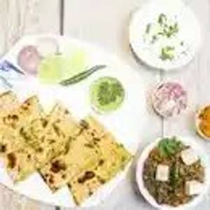Amritsari Kulcha with Channa