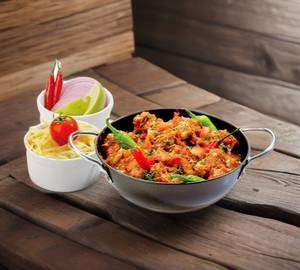 Half Kadhai Chicken salad chutney