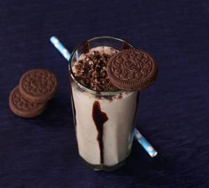 Oreo Milk Shake