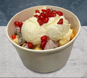 Fruit Salad With Amul Vanilla Ice Fruit Salad With Vanilla Cream(500Ml)