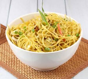 Veg Singapore Noodles