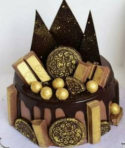 Oreo Kitkat Chocolate Cake (500 Gms)