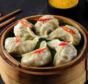 Veg Momos(steam-6pcs)