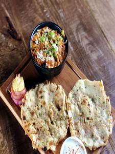 Paneer Butter Masala With 2 Naan