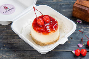Berry Mini Baked Cheesecake