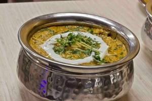 Paneer Dhaniya Adharaki
