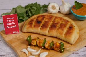 Paneer Tikka Garlic Bread