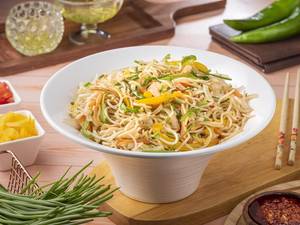Veg Hakka Noodles