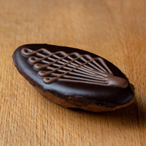 Eggless Chocolate Boat 