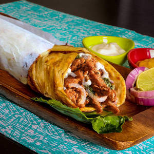 Chicken Chowmein Roll