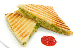 Corn cheese grilled sandwich