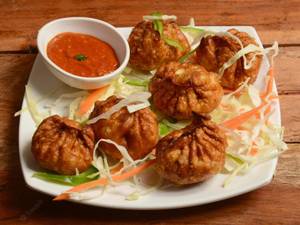 Veg Momos Fried [8 Pieces]
