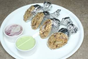 Malai Paneer Tikka Roll