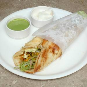 Chicken Keema Egg Roll