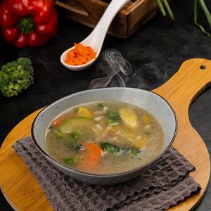 Veg Clear Soup (500 Ml)