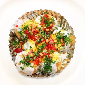 dahi batata puri