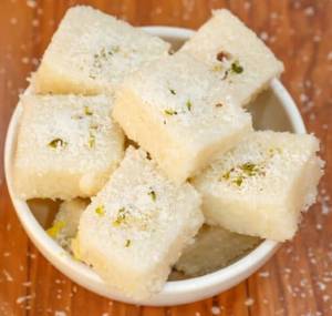 Coconut Burfi (100 Gm)