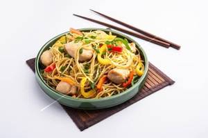 Chicken Mix Hakka Noodle