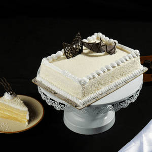 Eggless White Forest